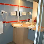 Logis Le Moulin Des Gardelles Hotel 3*