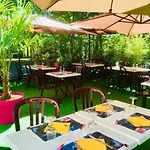 Logis Le Moulin Des Gardelles Hotel Riom