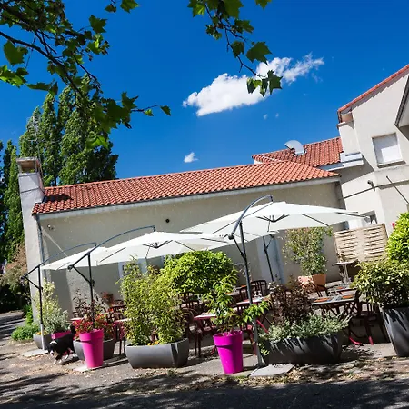 Szálloda Logis Le Moulin Des Gardelles