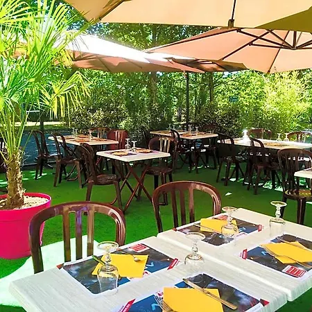 Logis Le Moulin Des Gardelles Hotel Riom