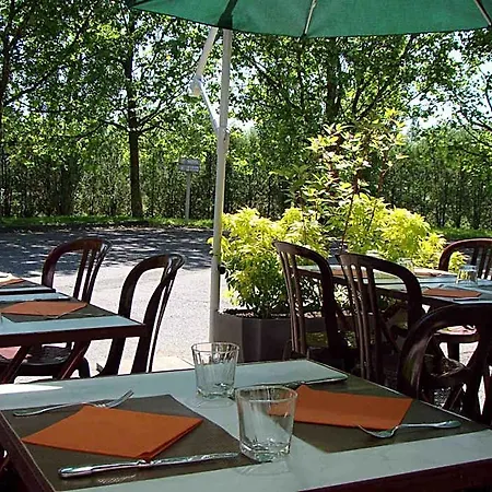 Logis Le Moulin Des Gardelles Hotel