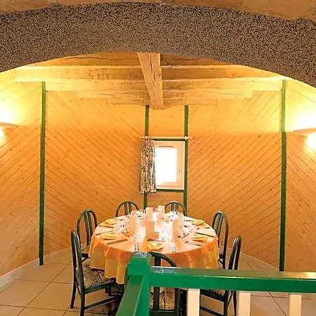 Logis Le Moulin Des Gardelles 3* Riom