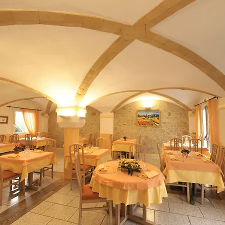 Logis Le Moulin Des Gardelles 3* Riom