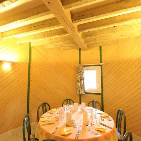 Logis Le Moulin Des Gardelles Hotell Riom