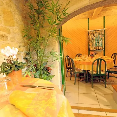 Logis Le Moulin Des Gardelles 3* Riom